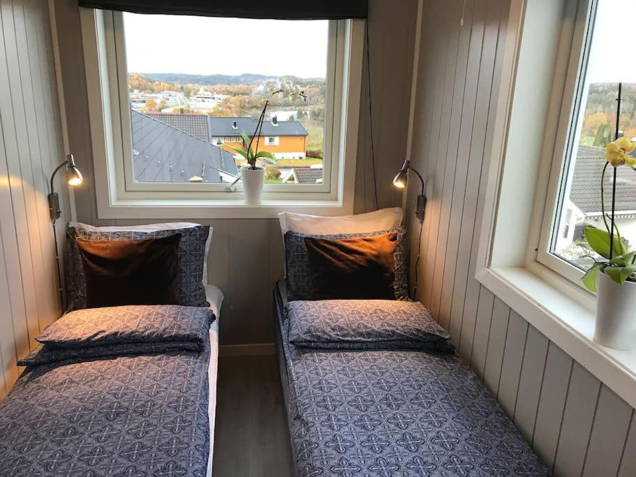 Topp Moderne Suite. 拉尔维克 外观 照片